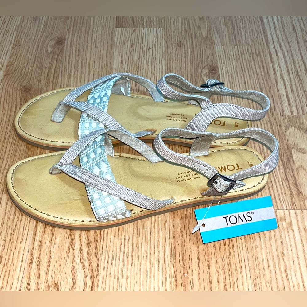 TOMS oxford tan heritage canvas diamond tribal